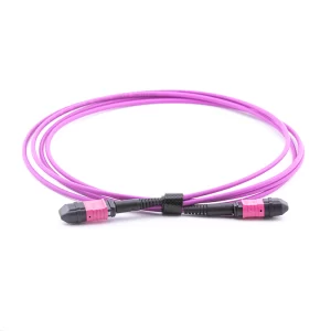 MPO Patchcord retele de fibra optica