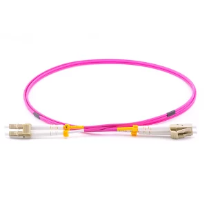 patchcord/ conectica fibra optica Multimode OM4 pentru retele IT