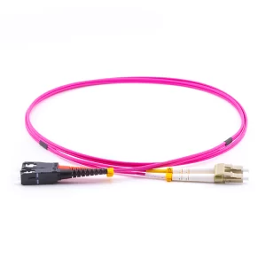 patchcord/ conectica fibra optica Multimode OM4 pentru retele IT