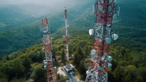 Antene de telecomunicatie care folosesc module optice